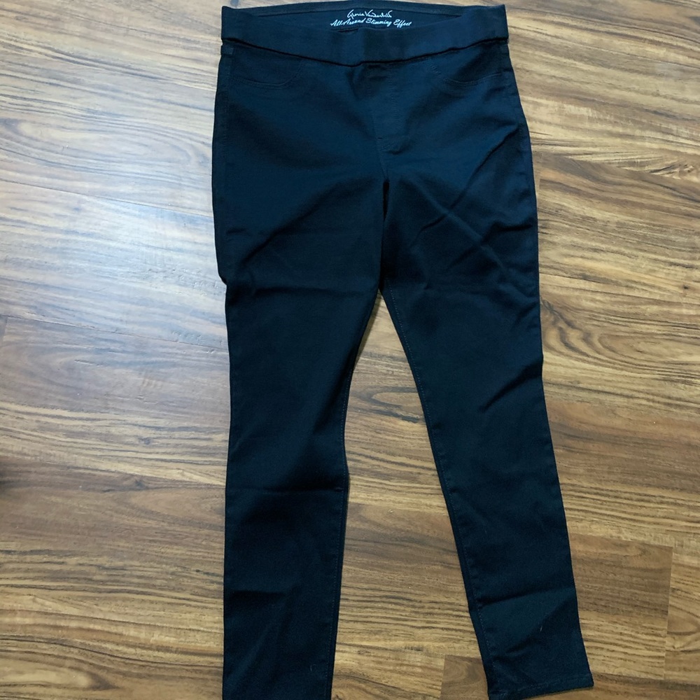 Gloria Vanderbilt slimming stretchy dress pants